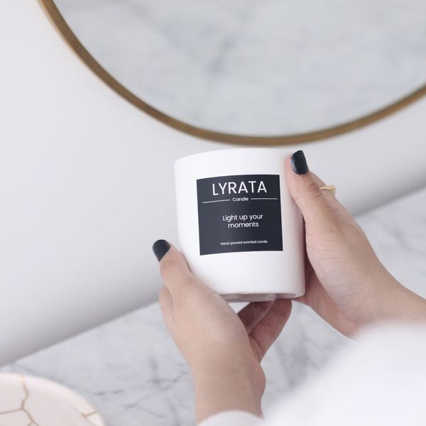 Lyrata Candle